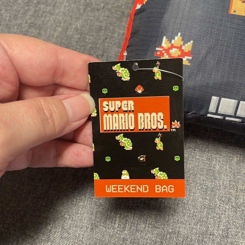 Culture Fly Nintendo Super Mario Foldable Weekend Bag - Picture 4 of 6